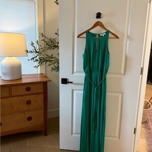 Jennifer Lopez Vibrant Green Dress